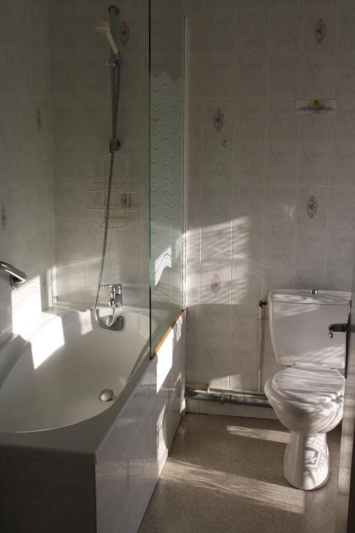 Auberge De Saint Julien Aux Bois Bilik gambar