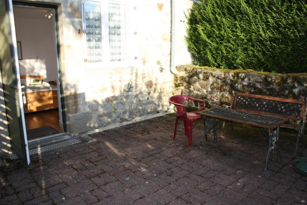 Auberge De Saint Julien Aux Bois Luaran gambar