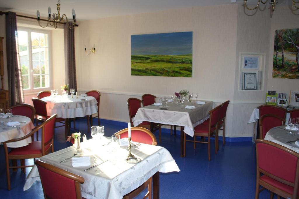 Auberge De Saint Julien Aux Bois Luaran gambar