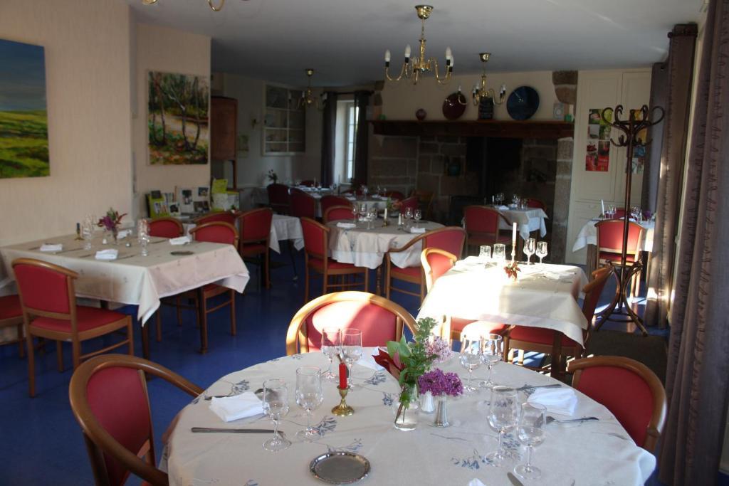 Auberge De Saint Julien Aux Bois Luaran gambar