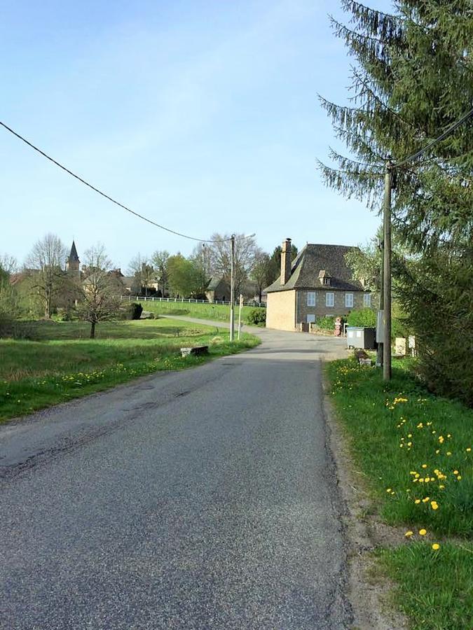 Auberge De Saint Julien Aux Bois Luaran gambar